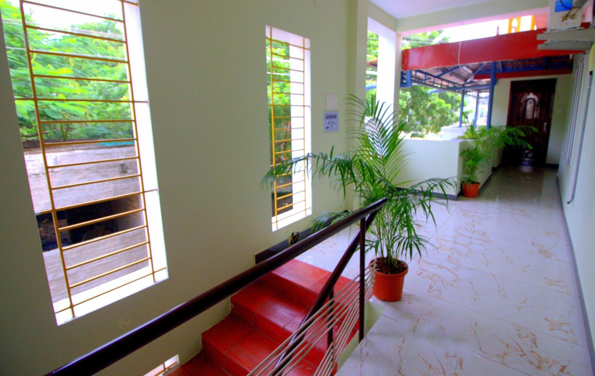 Serenity Sands Beach Resort Puducherry Exterior foto