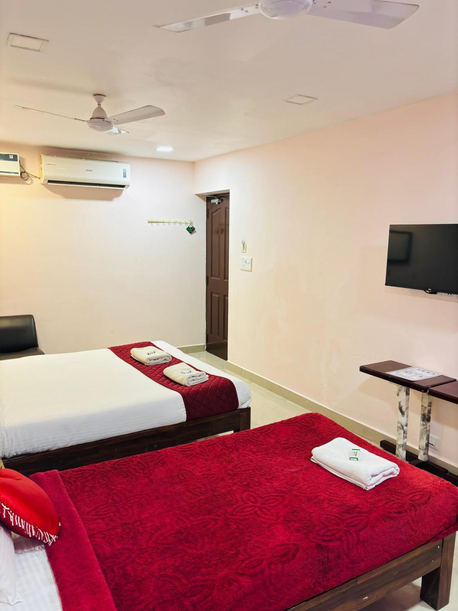 Serenity Sands Beach Resort Puducherry Exterior foto